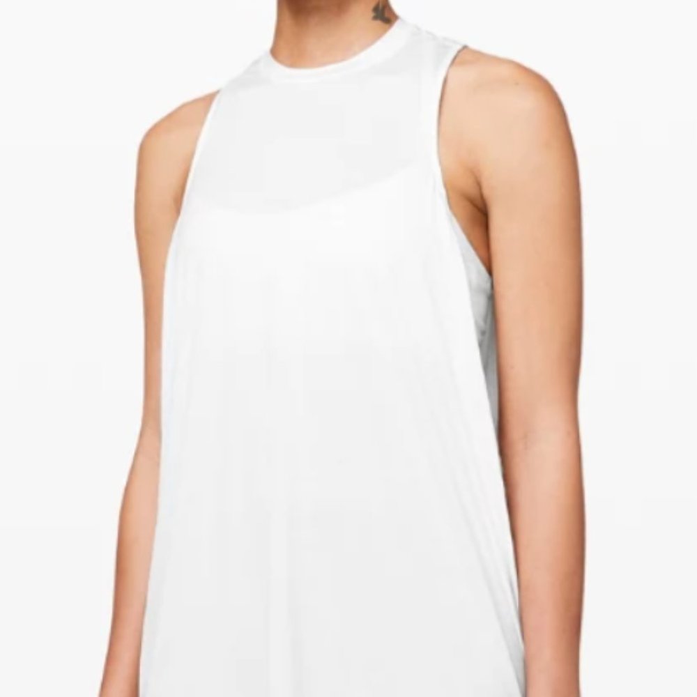 💜 NWT Lululemon Lab Fluid Tank 💜